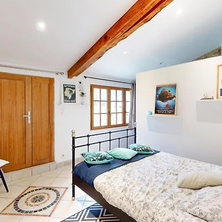 In * Saint-Géraud-de-Corps