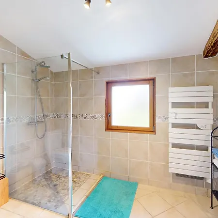 In Prázdninový dům *