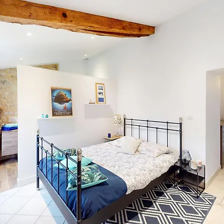 In * Saint-Géraud-de-Corps