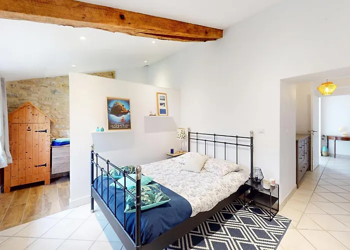 In * Saint-Géraud-de-Corps